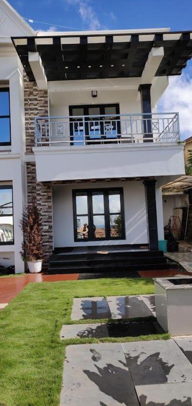 Sky Blue Resort Ooty Exterior foto